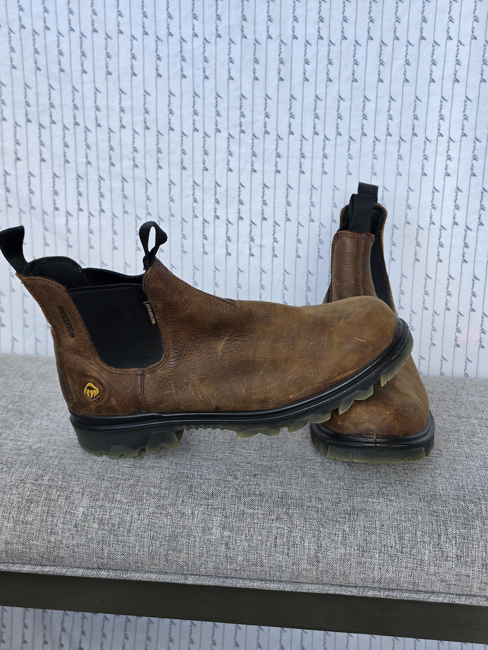 Wolverine Brown Leather Chelsea Chukka Boots with Black Elastic
